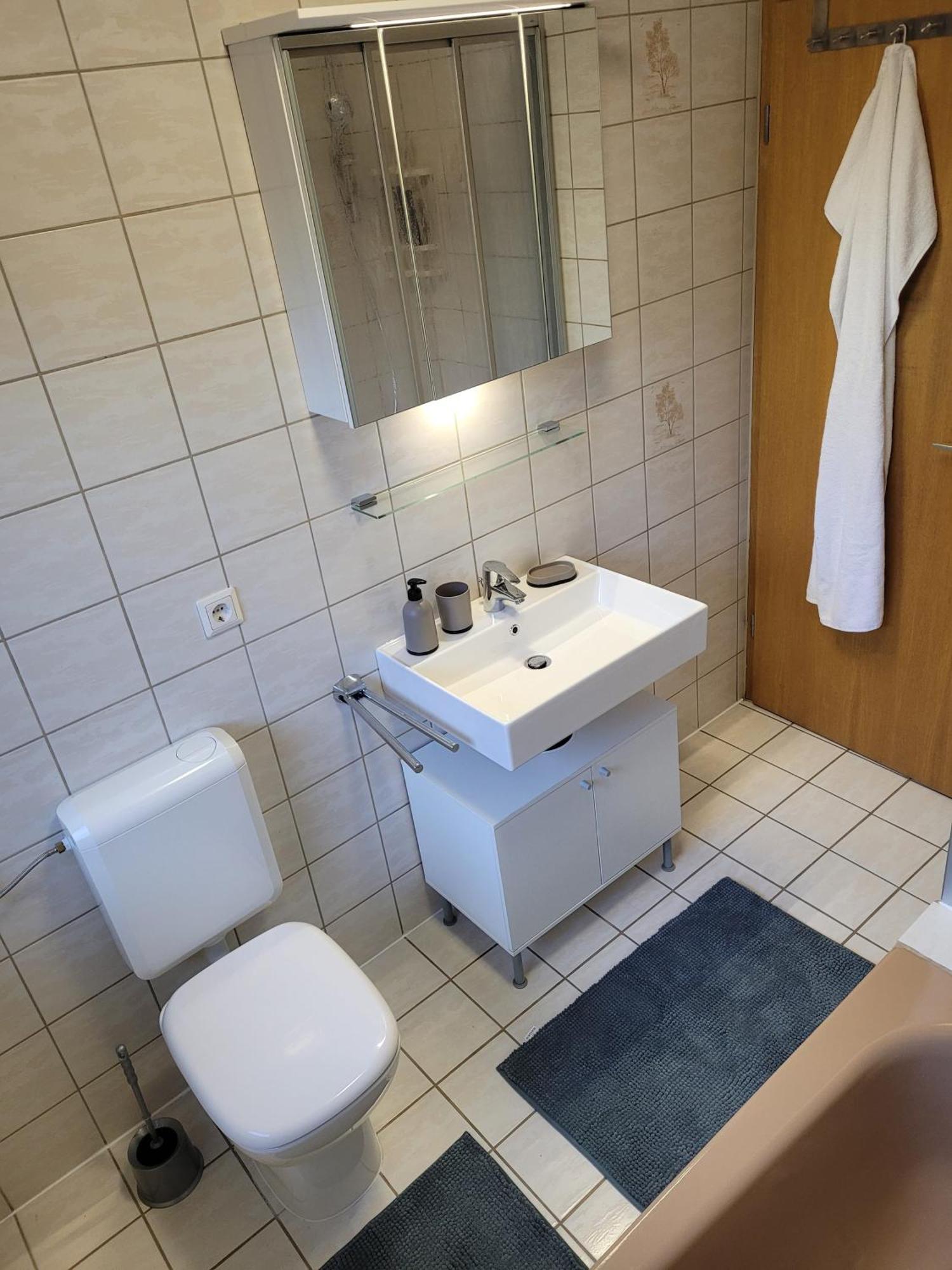 Fewo - Klein Aber Fein, 1-3 Personen, Souterrain Rödental Exteriér fotografie