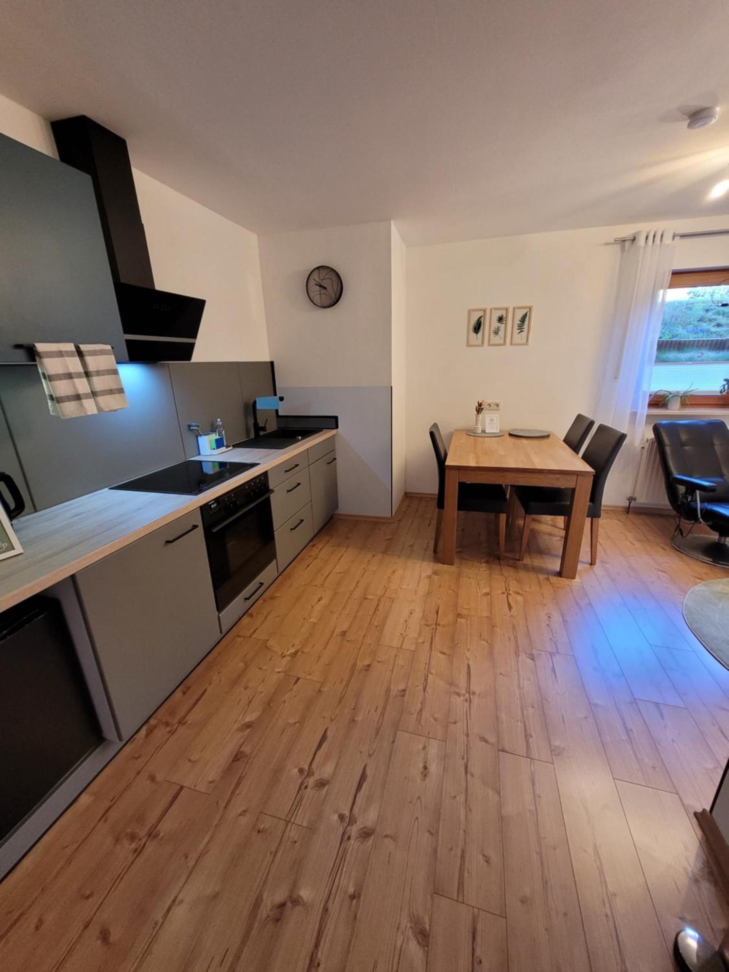 Fewo - Klein Aber Fein, 1-3 Personen, Souterrain Rödental Exteriér fotografie