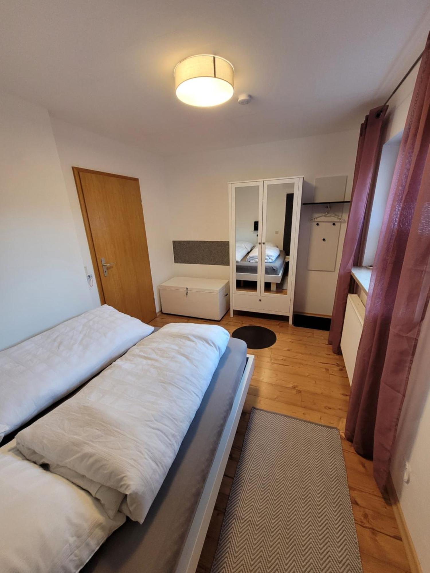 Fewo - Klein Aber Fein, 1-3 Personen, Souterrain Rödental Exteriér fotografie